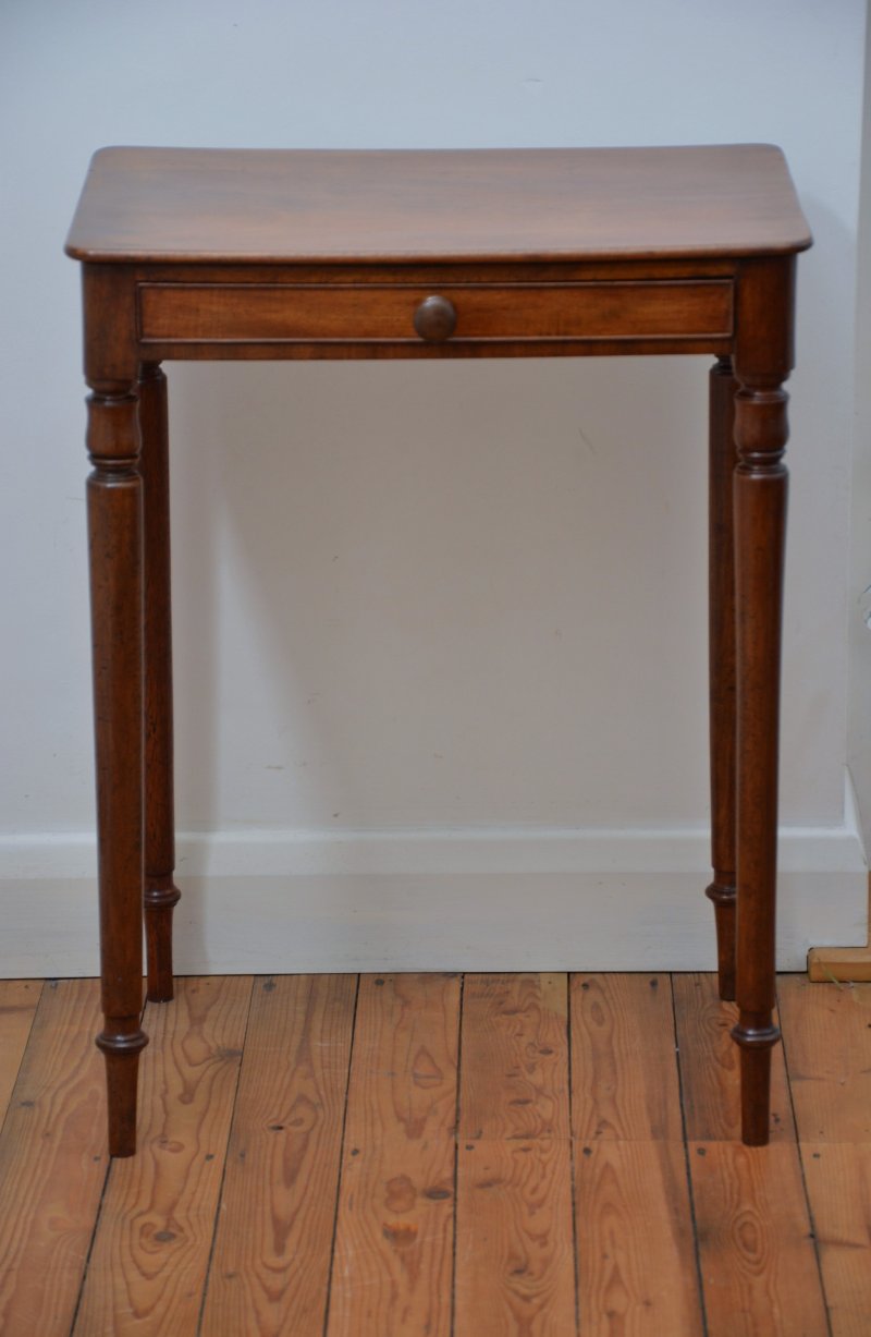 English Antique William IV Mahogany Side Table Lamp Table - Image 18