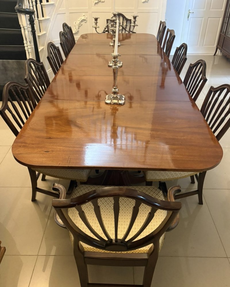 Antique Georgian Figured Mahogany 3 Pillar Extending Dining Table Circa 1800 12 Seater - Image 4