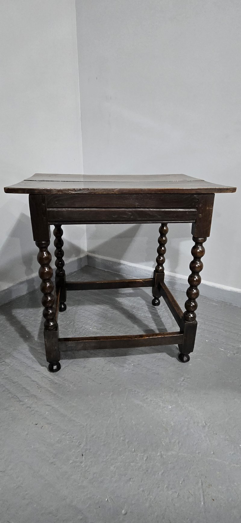 Fine C17th Oak Side Table - Image 7