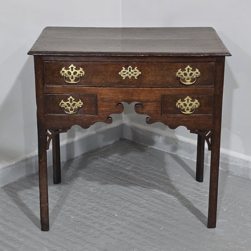 Superb C17th Oak Lowboy
