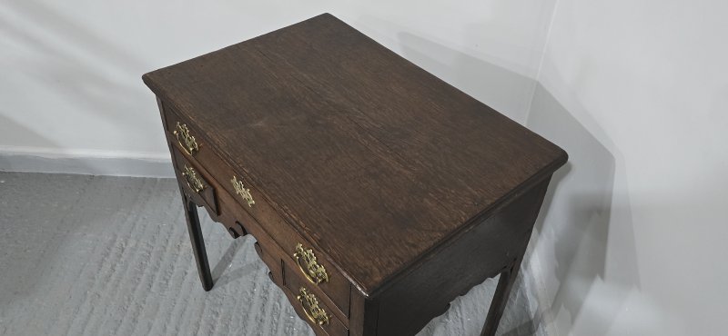 Superb C17th Oak Lowboy - Image 12