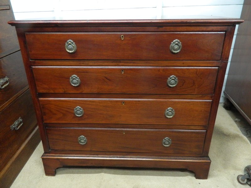 Edwardian Small  Mahogany Chest of Drawers - Image 2