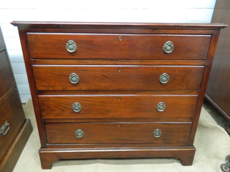 Edwardian Small  Mahogany Chest of Drawers - Image 20