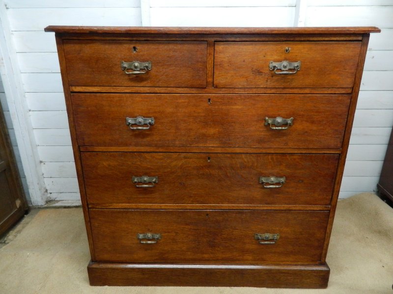 Victorian Solid Oak Chest of Drawers