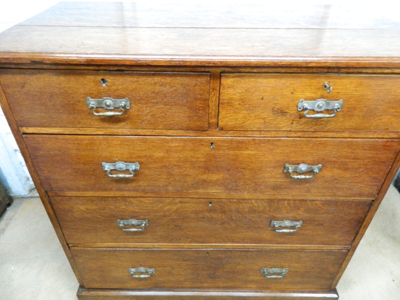 Victorian Solid Oak Chest of Drawers - Image 3