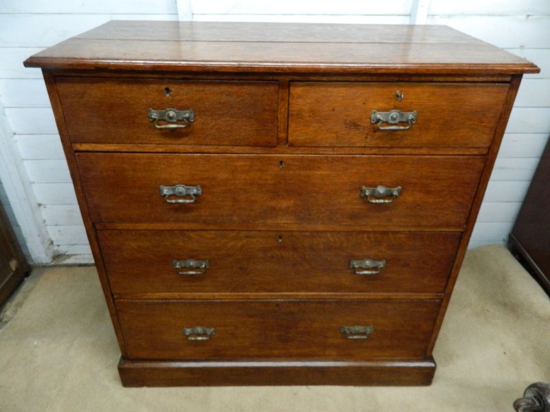 Victorian Solid Oak Chest of Drawers - Image 9