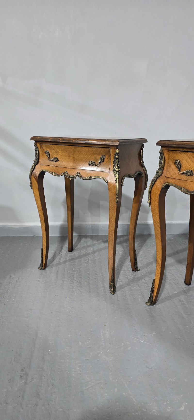 Super Pair French Bedside Lamp Tables - Image 5
