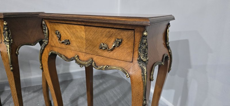 Super Pair French Bedside Lamp Tables - Image 8