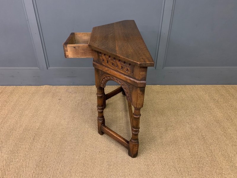 Ipswich Oak Side Table - Image 2