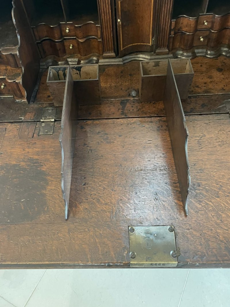 Antique 17th Century Quality Oak Bureau with Outstanding Interior - Image 27