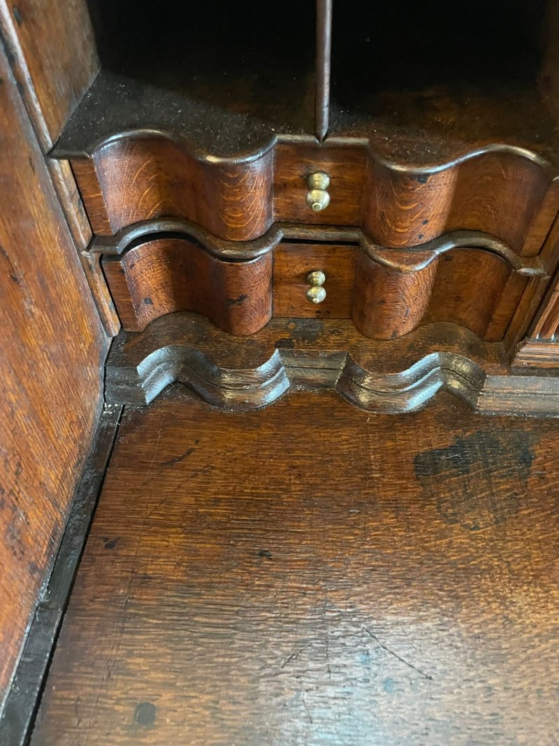 Antique 17th Century Quality Oak Bureau with Outstanding Interior - Image 21