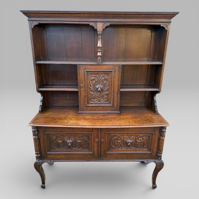 Antique Late Victorian Oak Bowfront Dresser Green Man Carvings Cabriole Legs