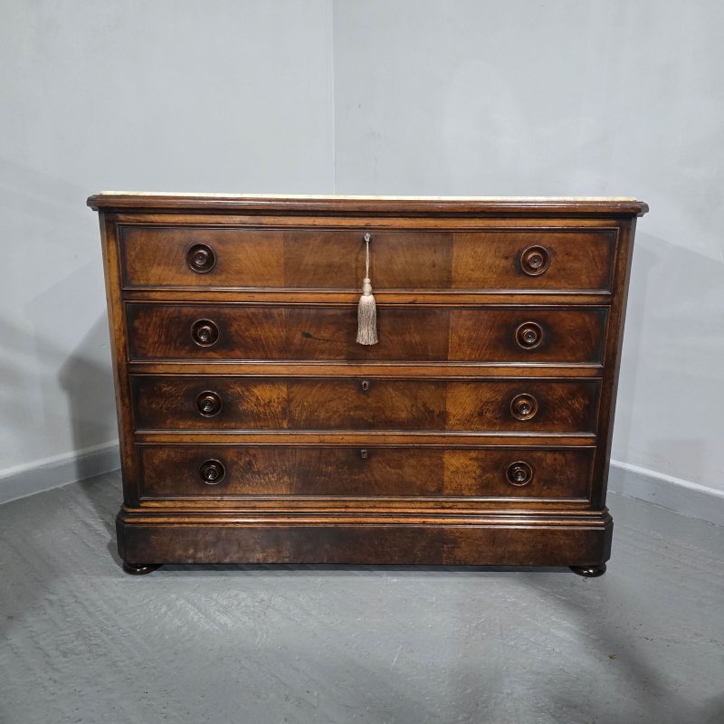 Superb French Walnut Commode Chest of Drawers - Image 2