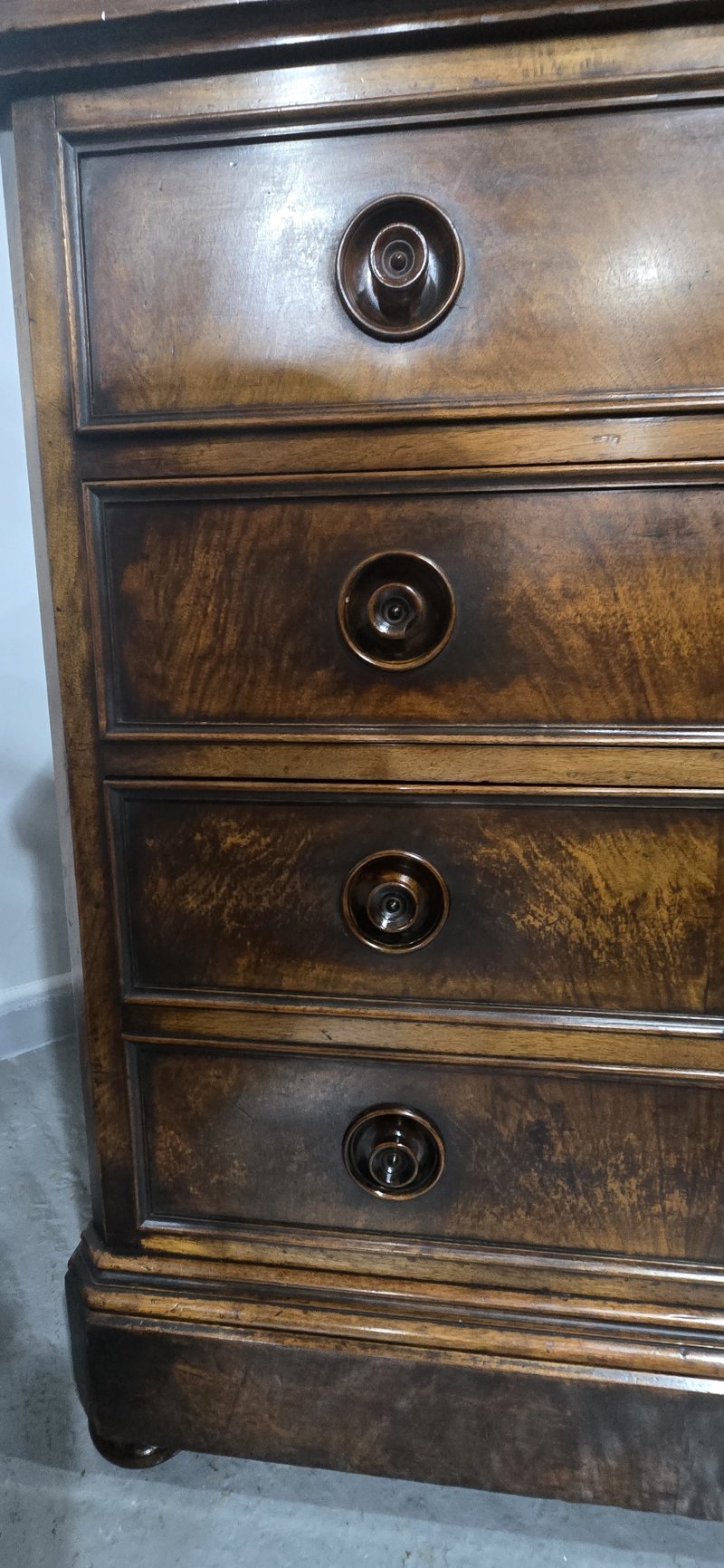 Superb French Walnut Commode Chest of Drawers - Image 15