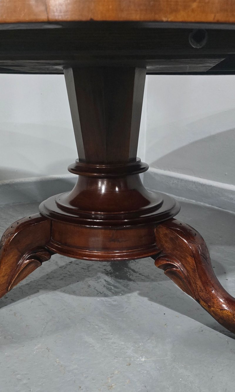 Victorian Oval Coffee Table - Image 7