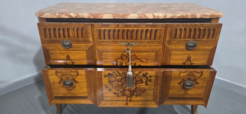 Superb French Inlaid Commode Chest of Drawers - Image 15