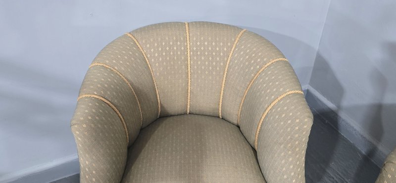 Fine Pair French Walnut Tub Chairs - Image 7