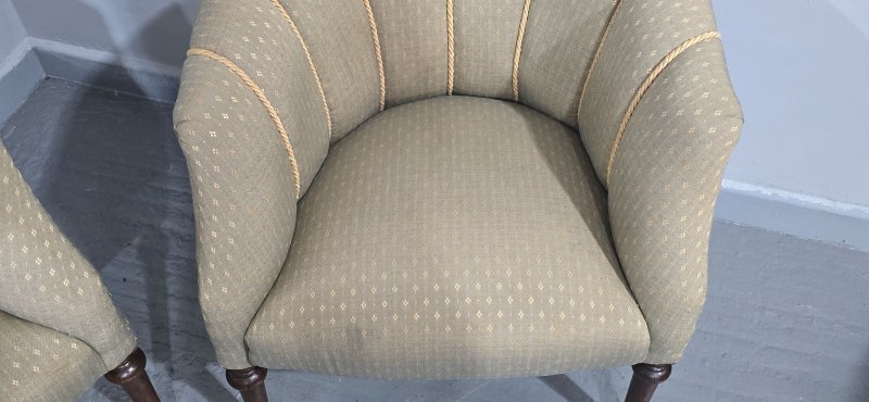 Fine Pair French Walnut Tub Chairs - Image 8