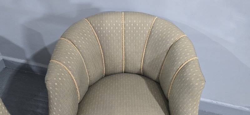 Fine Pair French Walnut Tub Chairs - Image 12