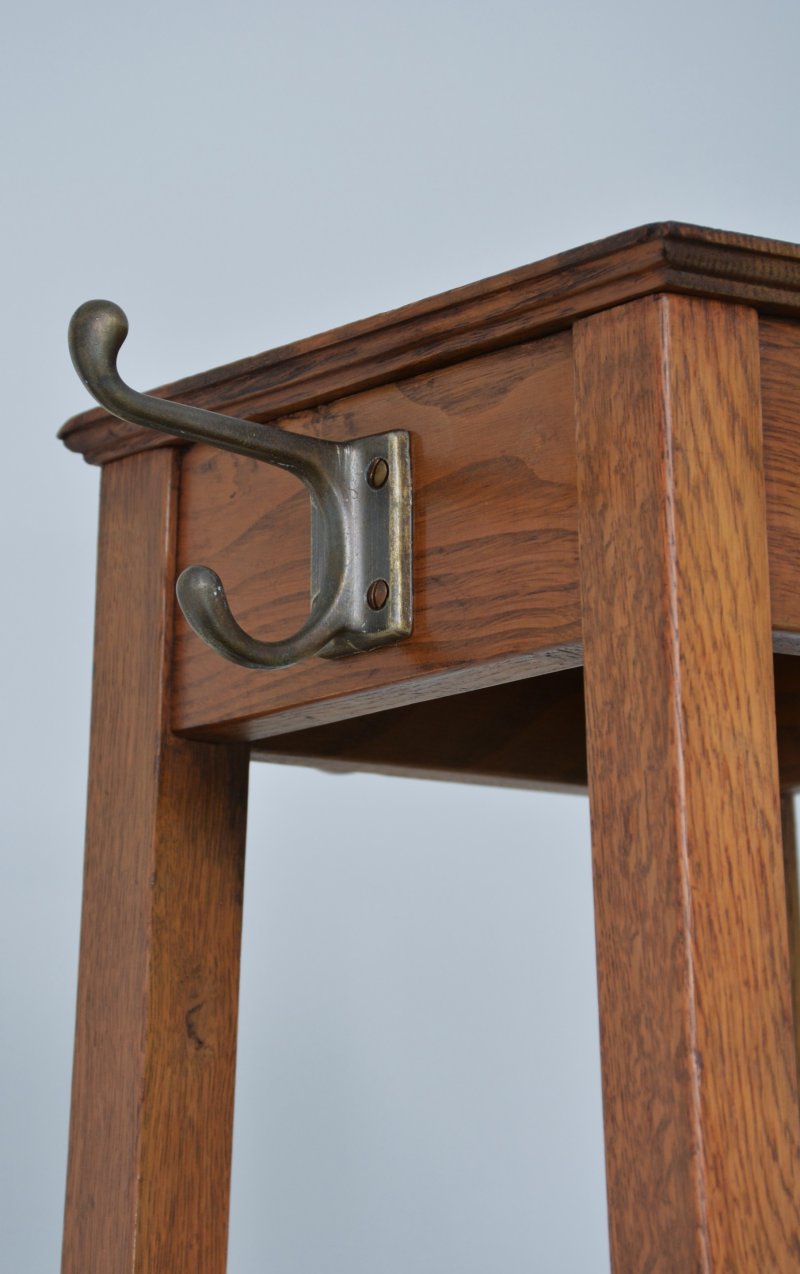 English Arts and Crafts Oak Coat Stand by Astrola - Image 4