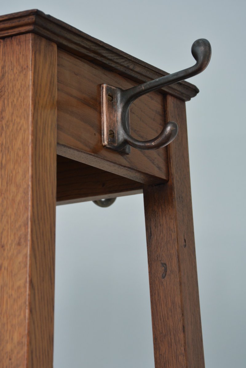 English Arts and Crafts Oak Coat Stand by Astrola - Image 6