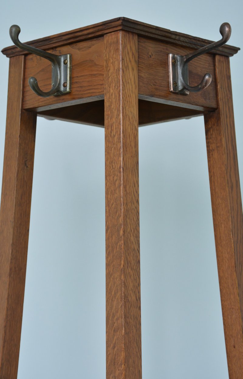 English Arts and Crafts Oak Coat Stand by Astrola - Image 8