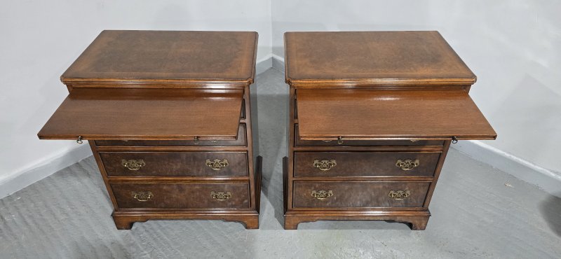 Excellent Pair Burr Walnut Chests of Drawers - Image 5