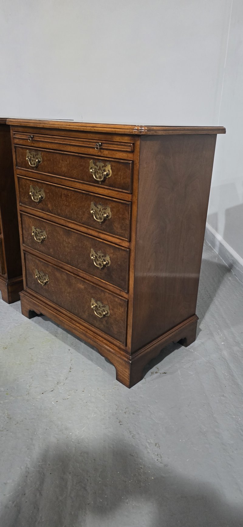 Excellent Pair Burr Walnut Chests of Drawers - Image 13