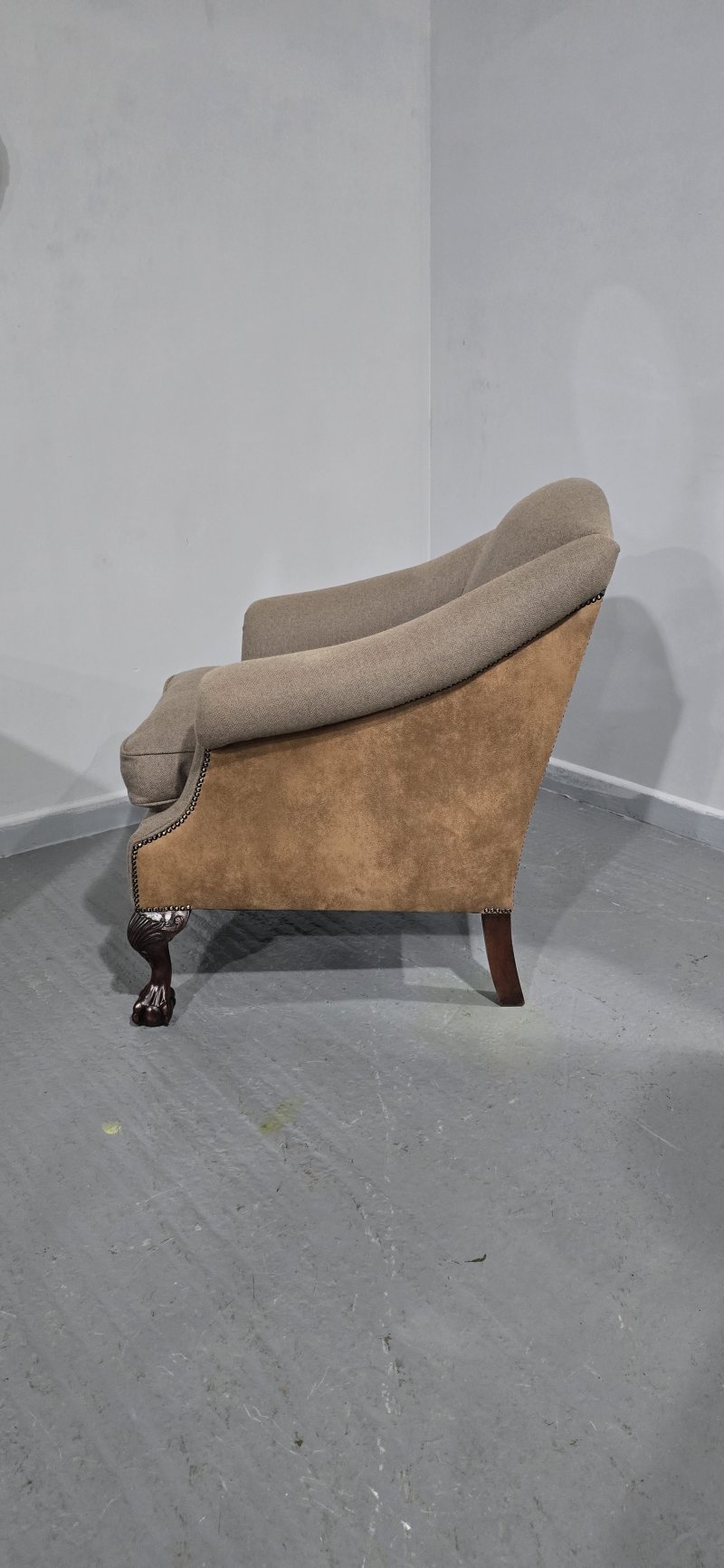 Excellent Quality Mahogany Armchair - Image 5