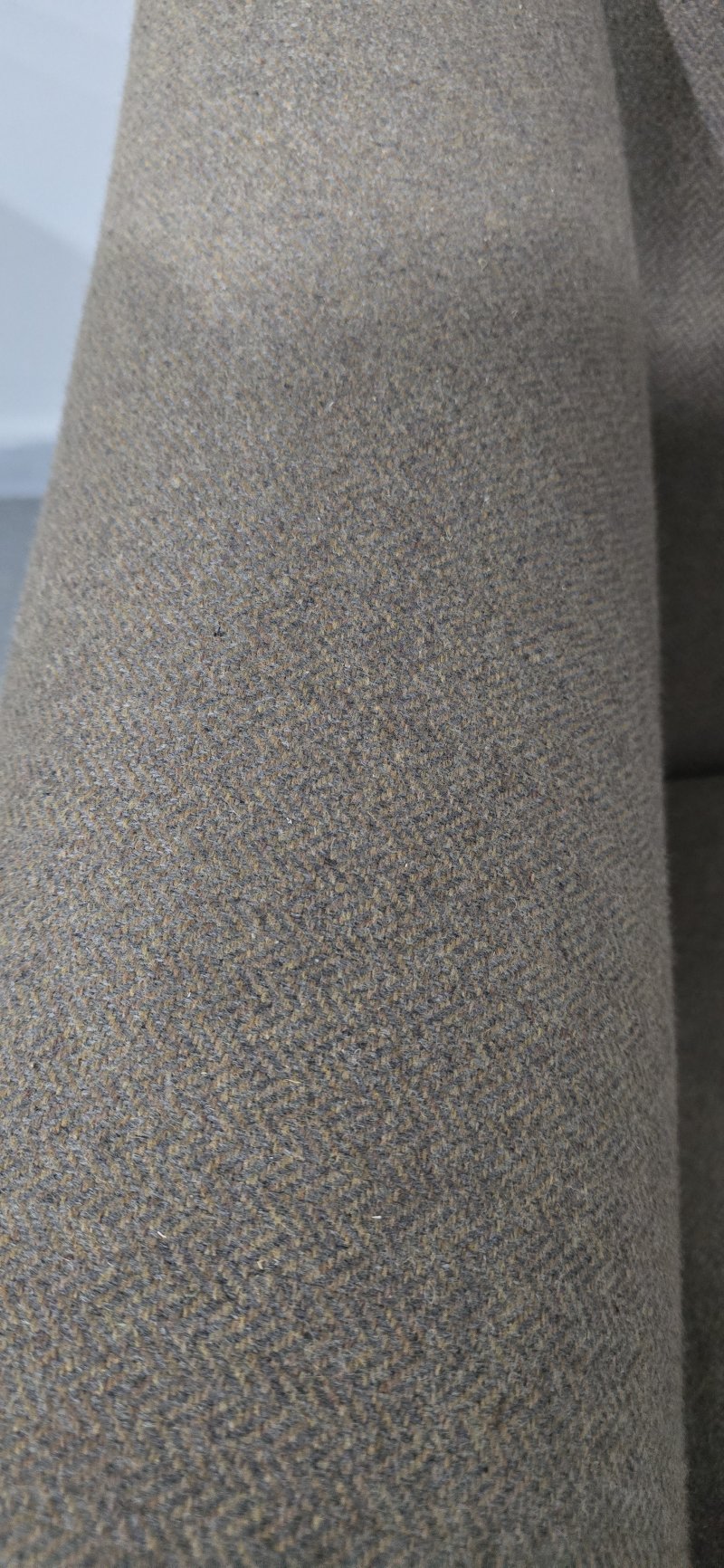 Excellent Quality Mahogany Armchair - Image 10