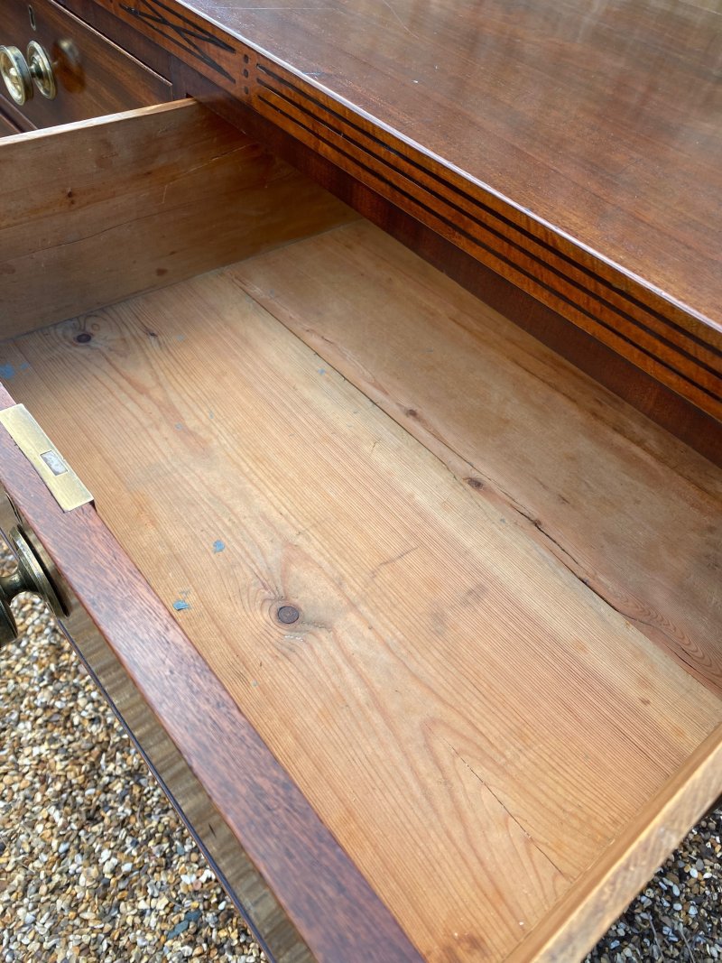 Regency mahogany chest of drawers - Image 8