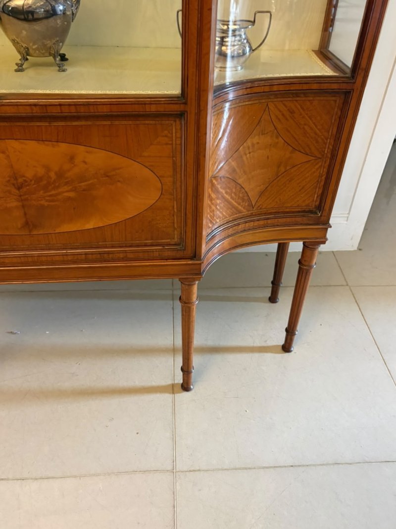 Antique Victorian Satinwood Inlaid Bow Front Display Cabinet - Image 7