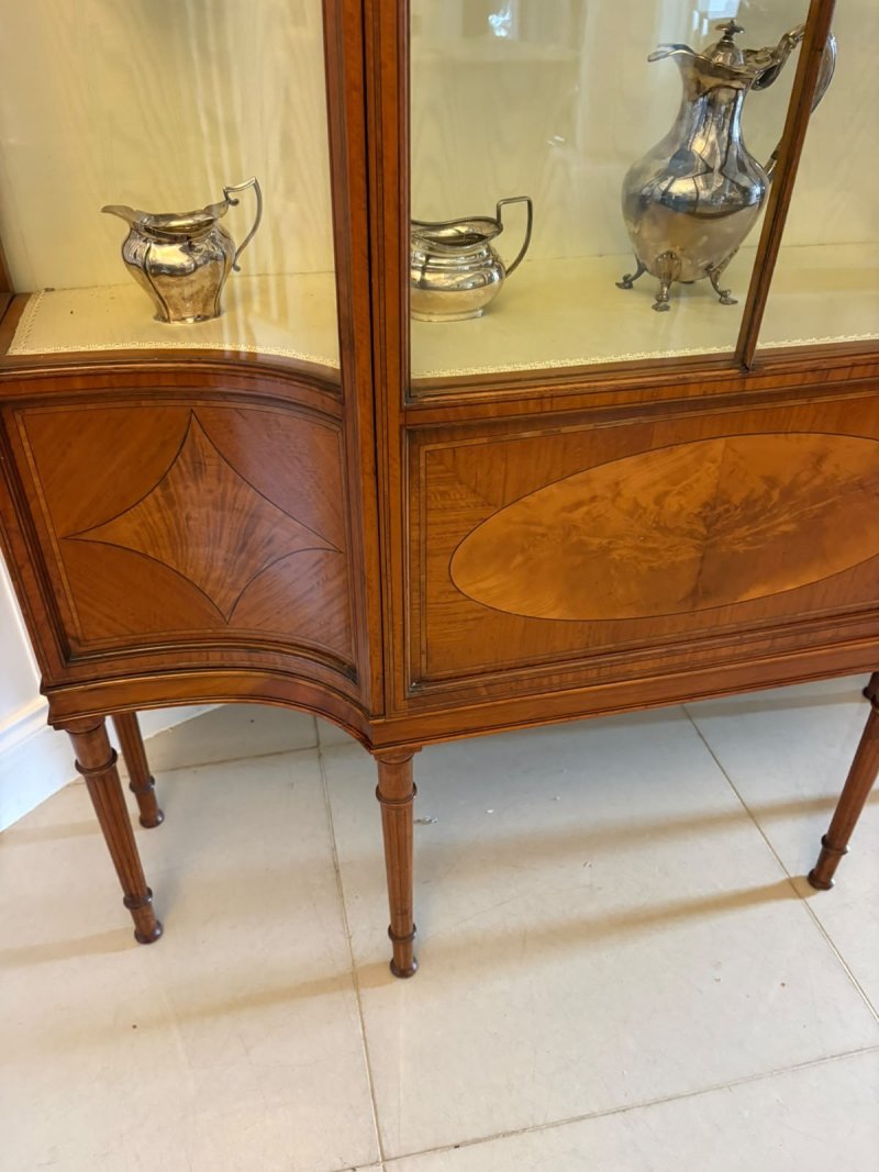 Antique Victorian Satinwood Inlaid Bow Front Display Cabinet - Image 8
