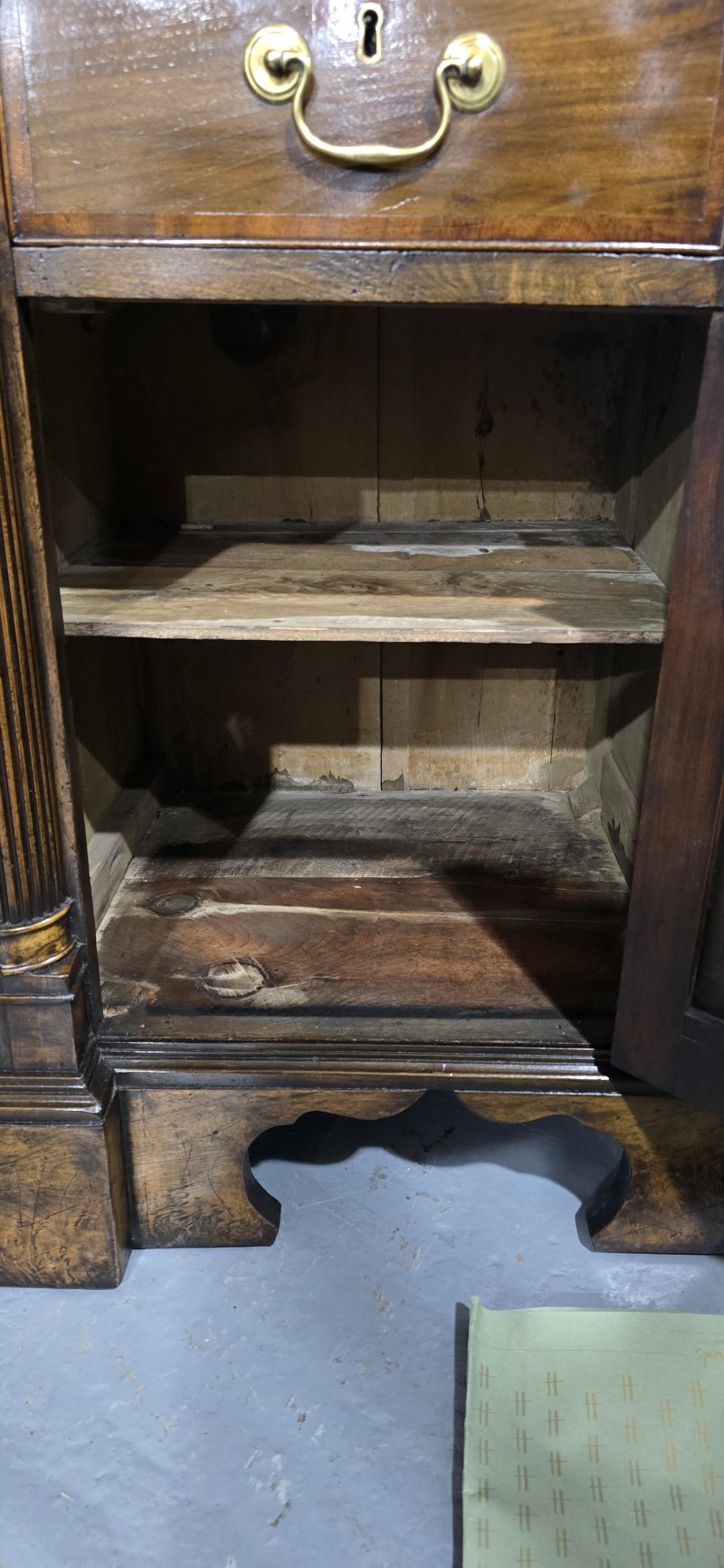 Very Good Breakfront Dresser Base - Image 10