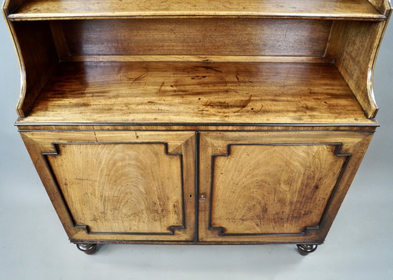 Regency Mahogany Waterfall Bookcase - Image 3