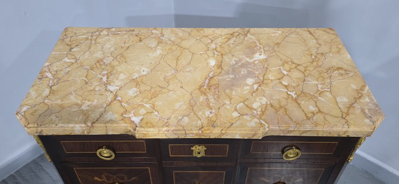Excellent Quality French Marquetry Commode Chest of Drawers - Image 4