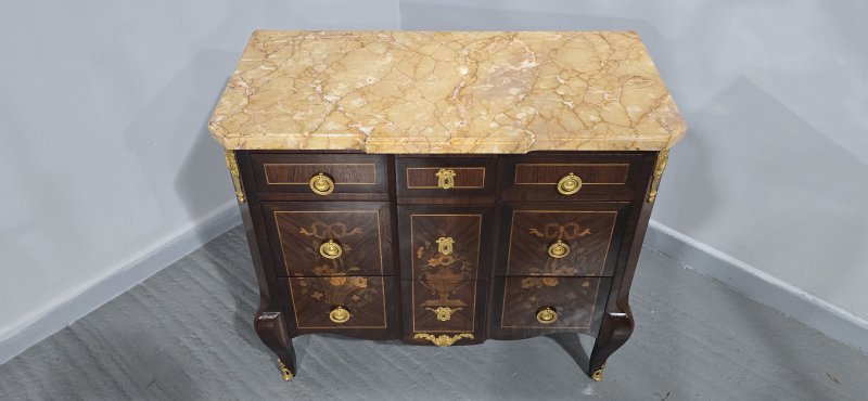 Excellent Quality French Marquetry Commode Chest of Drawers - Image 6