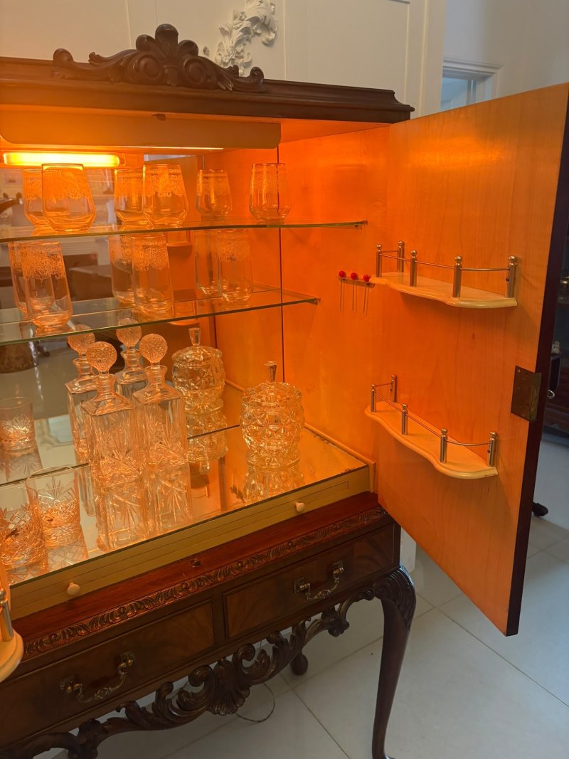 Antique Figured Mahogany Illuminated Cocktail Drinks Cabinet on Stand - Image 12