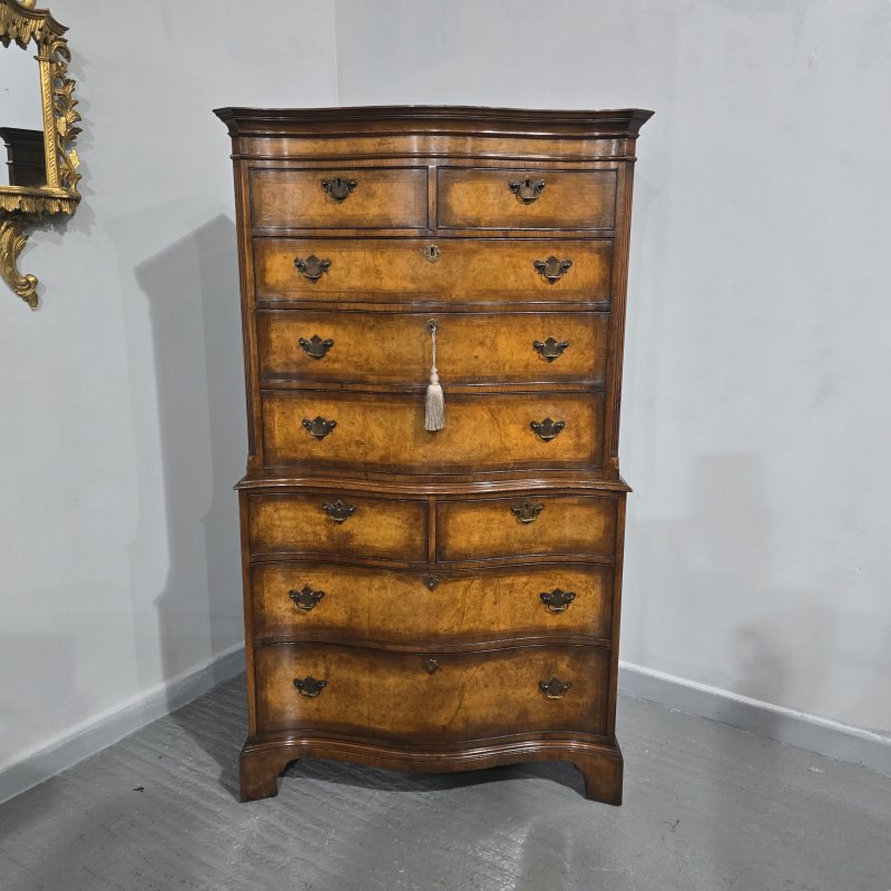 Superb Serpentine Burr Walnut Chest on Chest of Drawers - Image 2