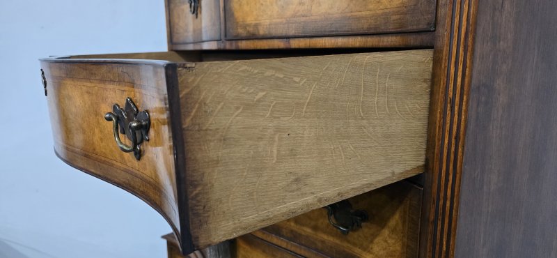 Superb Serpentine Burr Walnut Chest on Chest of Drawers - Image 7