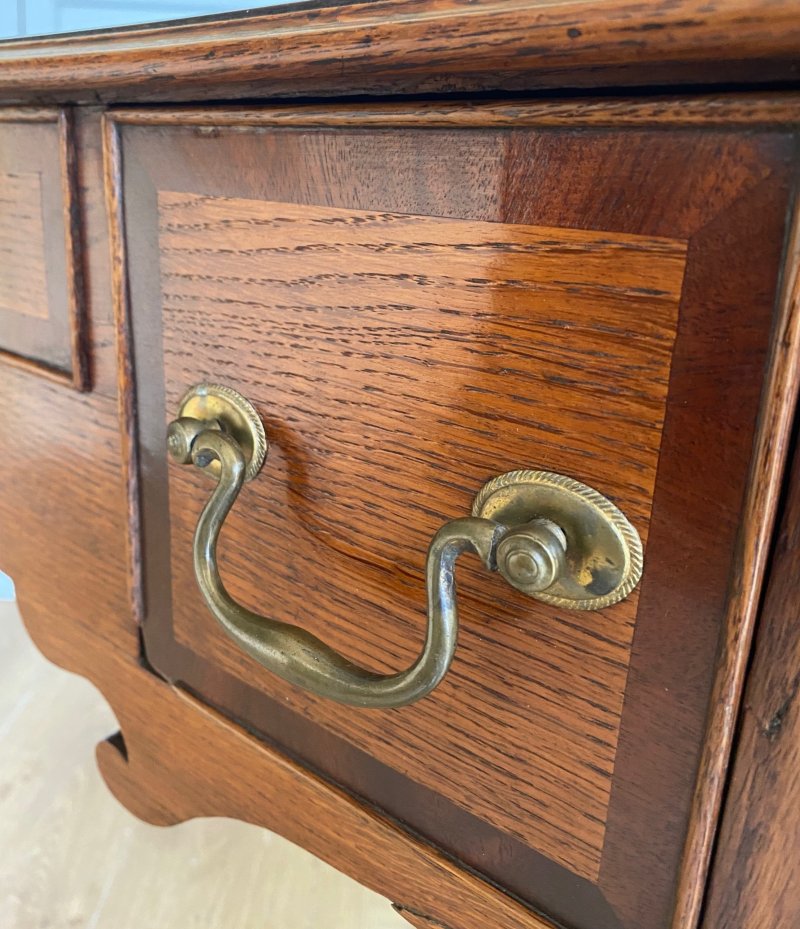 Georgian oak lowboy - Image 5