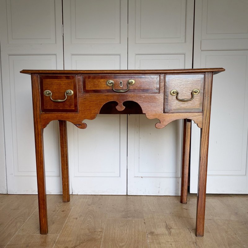 Georgian oak lowboy - Image 8