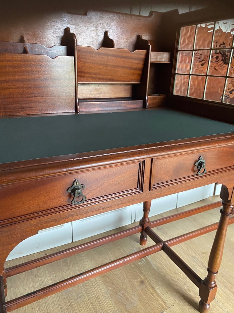Mahogany twin clerks/banking desk - Image 3