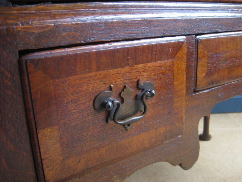 GIII oak chest on stand - Image 4