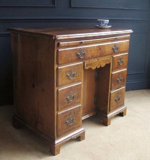 Walnut kneehole desk - Image 6