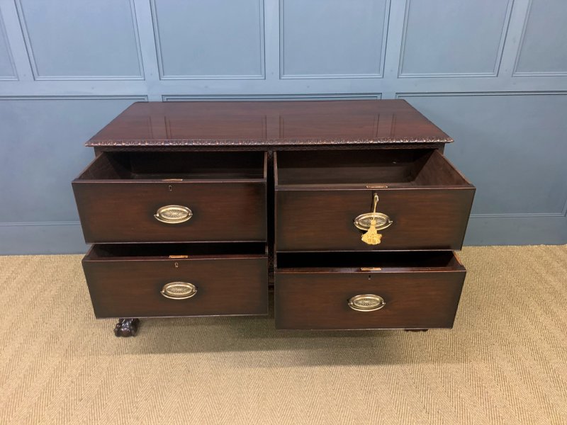 Large Mahogany Chippendale Style Chest - Image 10