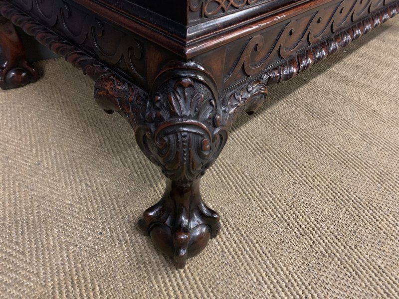 Large Mahogany Chippendale Style Chest - Image 17