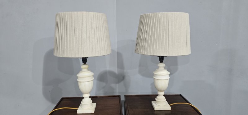 Super Pair Marble Table Laps - Image 3