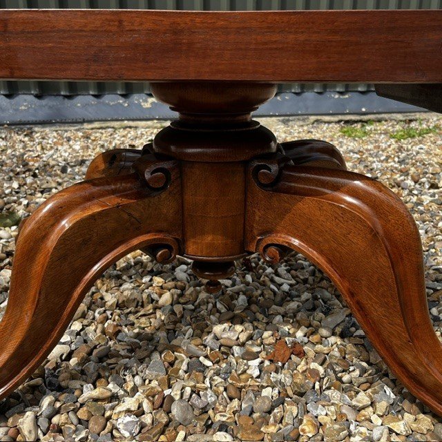 A Fine Quality Victorian Period Burr Walnut Coffee Table - Image 11