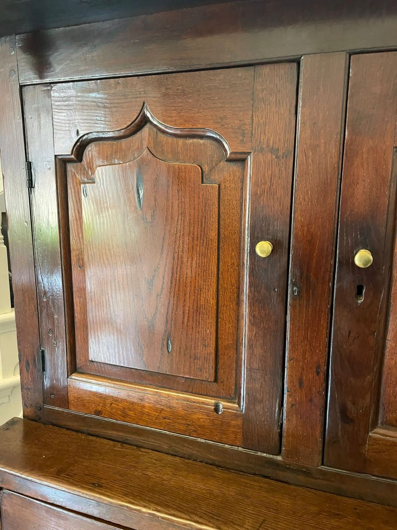 Antique 17th Century Large Welsh Quality Oak Deuddarn Cupboard - Image 17
